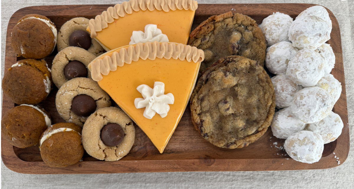 Cornucopia of Treats Dessert Box